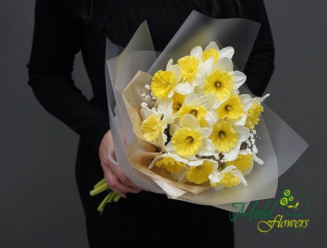 Daffodil Bouquet ''Spring Morning'' photo